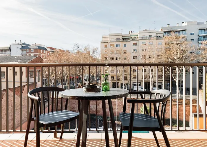Oreneta - 1 Bedroom And Pool In Les Corts