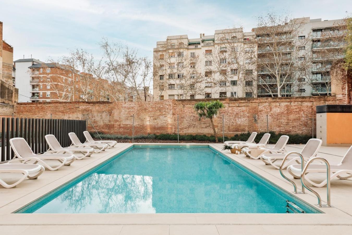 Oreneta - 1 Bedroom And Pool In Les Corts Barcelone
